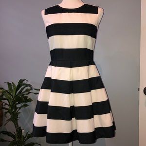 Sleeveless GAP Fit ‘n Flare Dress